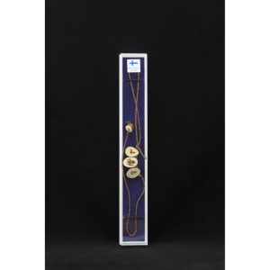 Riipus, kolmiosainen, poronsarvi ja nahkanauha, kotelossa