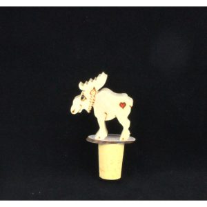 Viinipullon korkki, puinen hirvi, poronsarvi