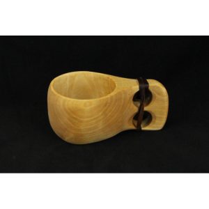 Kuksa, n. 1dl, koivua, kaksireikäinen, nahkanauha